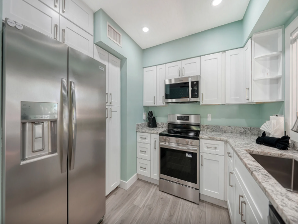 Luxury Lido Key Vacation Home -Private Pool & Beach Access